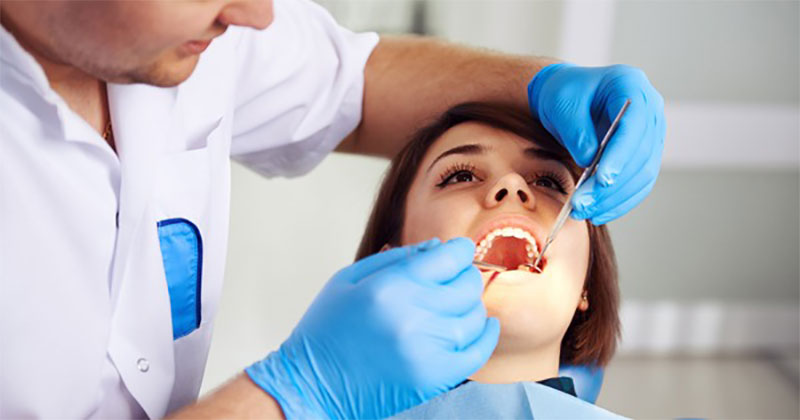 7 Señales de que necesitas ir al dentista